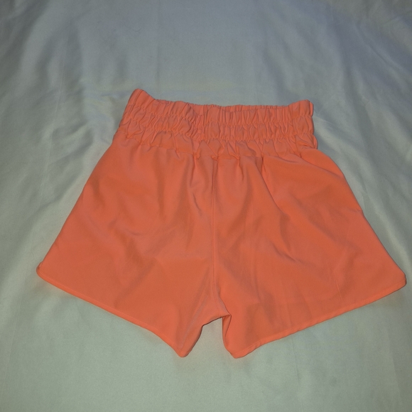 New In Vibrant Coral Athletic Shorts for Women Size Large - Picture 2 of 7